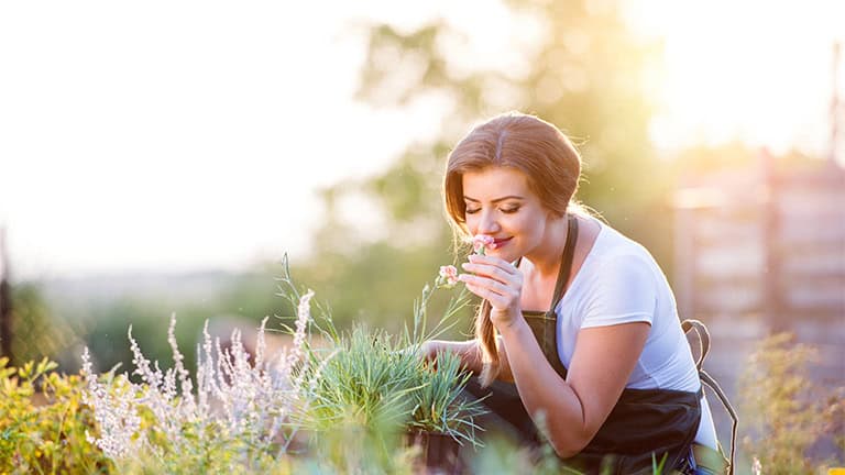 Frau in der Natur